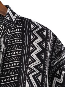 Manfinity RSRT Camisa Holgada De Media Botonadura Para Hombre Con Estampado Geométrico Completo - Blanco y Negro - Ver 3