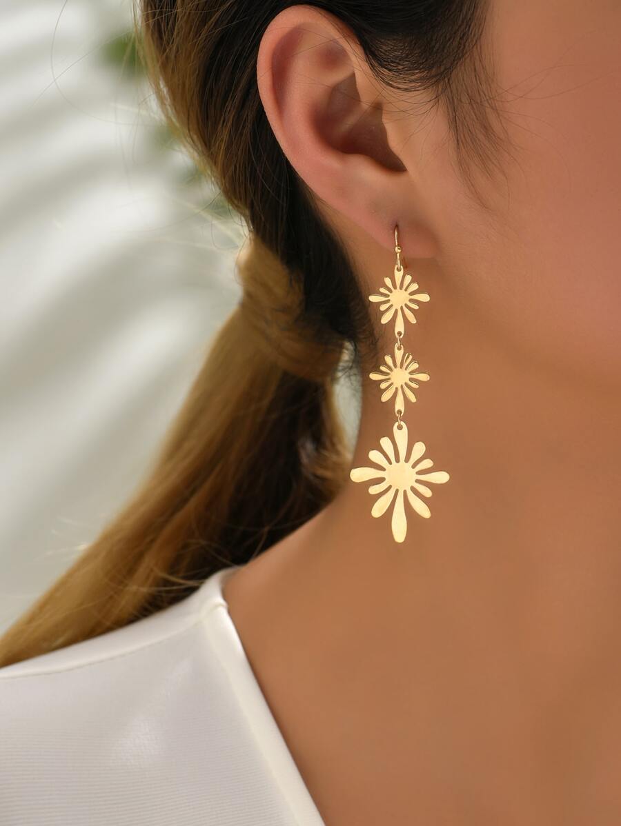 2pcs Floral Drop Earrings - Yellow Gold - View 1