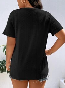 SHEIN LUNE Plus Solid Eyelet Embroidery Wrap Cross Tee - Black - View 2