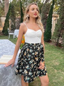 SHEIN 孕婦吊帶上衣和印花腰帶半身裙