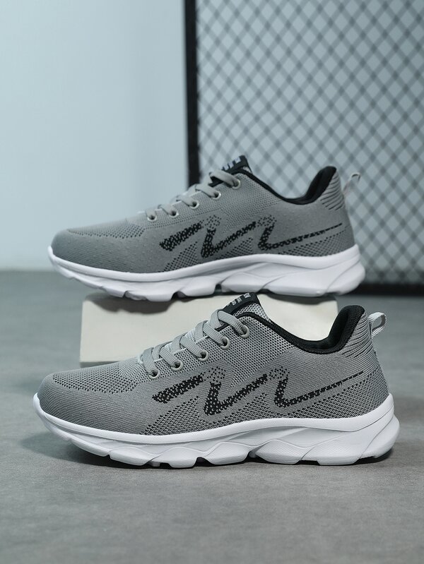 Men Letter Detail Color Block Lace-up Front Sneakers Outdoor Running Shoes