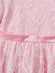 Vestido de fiesta Chicas jovenes con encaje de tira de manga farol de dos capas bajo