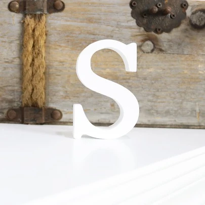 1 件木质装饰物，字母设计装饰工艺品，适合家庭最佳礼物