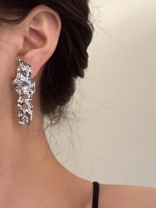 Hollow Out Stud Earrings - Silver - View 3