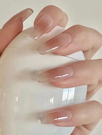 24入組長形棺材形裸色漸層假指甲，1pc指甲文件和1張膠帶壓花指甲，美甲用品，即時升級您的造型