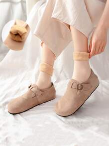 1 双女士白色纯色保暖内衬休闲中筒袜（冬季）