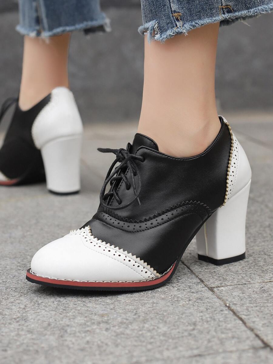 Mujer Zapatos oxford con diseño de punta de ala con cordón de dos tonos con tacón grueso elegante blanco con negro - Blanco y Negro - Ver 1