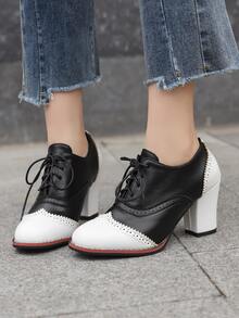 Mujer Zapatos oxford con diseño de punta de ala con cordón de dos tonos con tacón grueso elegante blanco con negro - Blanco y Negro - Ver 2
