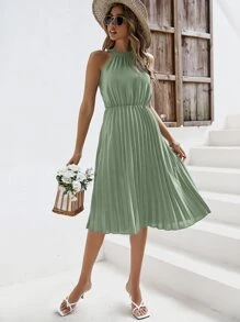 SHEIN Frenchy Solid Pleated Hem Halter Dress Summer Green Green Casual Christmas - Green - View 5
