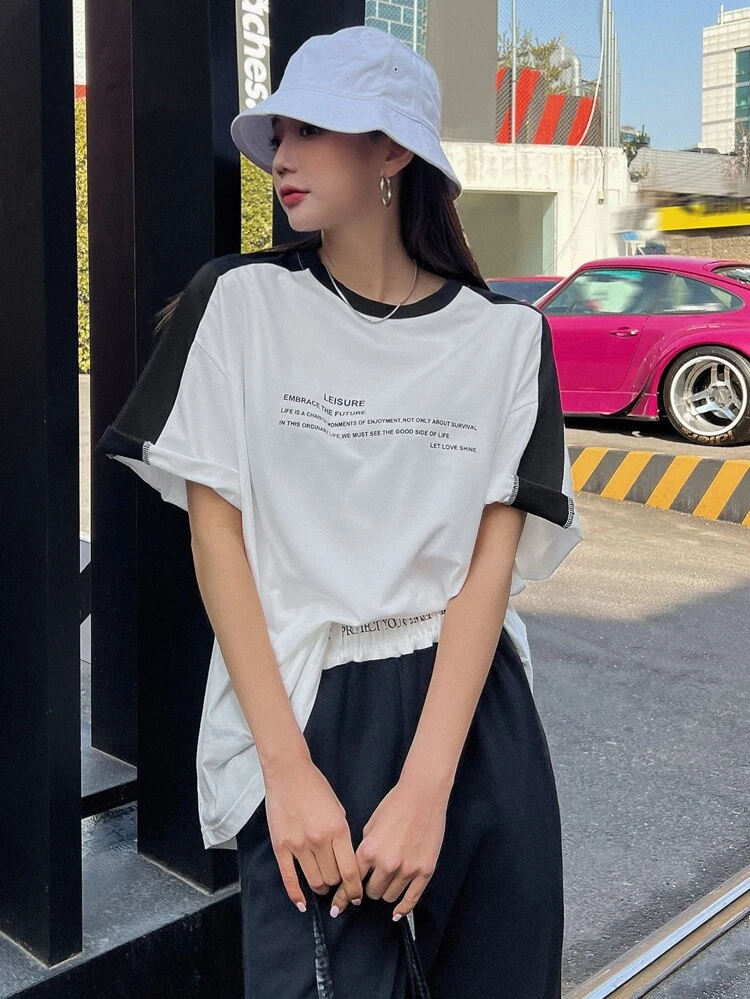 Slogan Graphic Contrast Side Seam Drop Shoulder Tee LEISURE EMBRACE THE FUTURE LIFE IS A CHAIN OF MONMENTS OF ENJOYMENT NOT ONLY ABOUT SURVIVAL IN THIS ORDINARY LIFE, WE MUST SEE THE GOOD SIDE OF LIFE LET LOVE SHINE Oversized T-Shirt