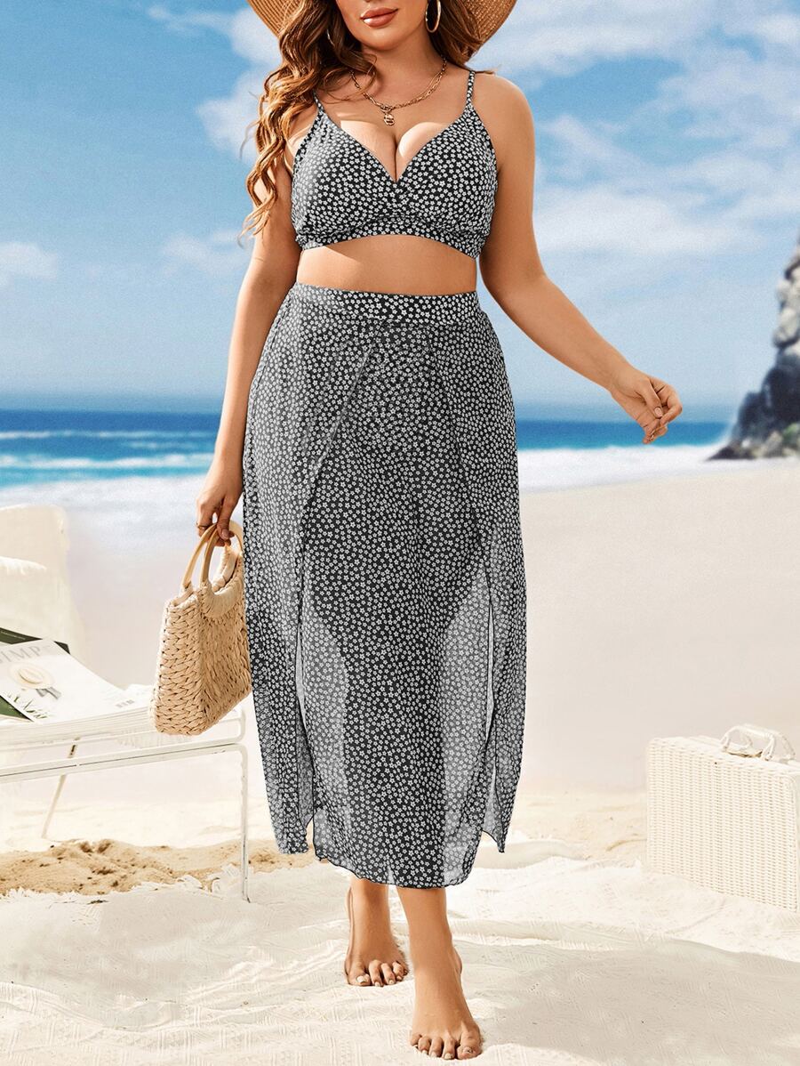 SHEIN Swim Curve Plus Size Ditsy Floral Print Bikini Set With Beach Skirt Summer Beach - Black and White - View 1