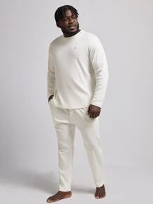 SHEIN Extended Sizes Men Patched Detail Tee & Trousers PJ Set - Beige - View 3