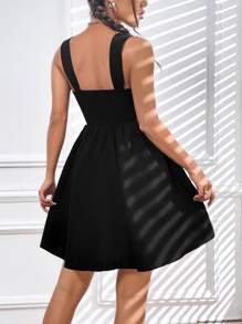 SHEIN EZwear 素色胸部褶皺吊帶洋裝 - 黑色 - 查看 2