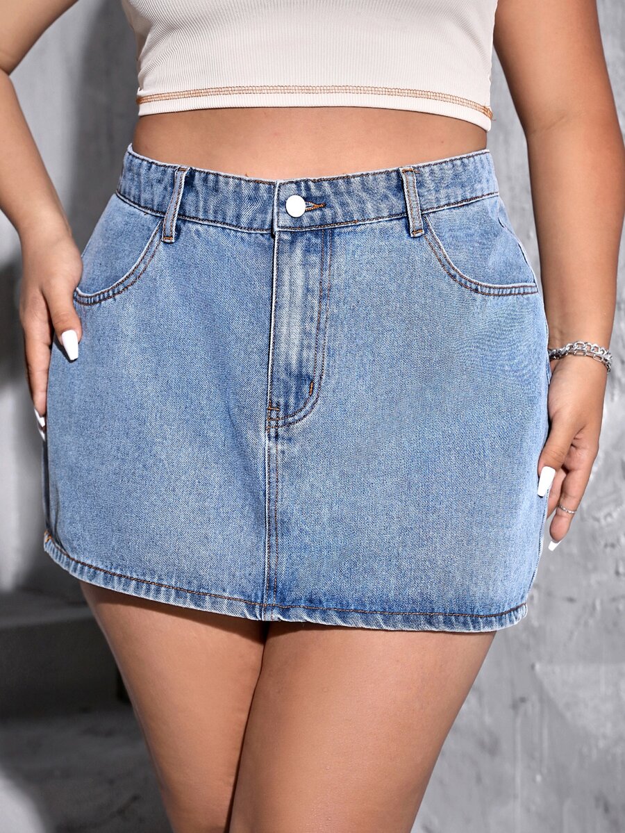 SHEIN EZwear 大碼水洗牛仔半身裙 - 淺色水洗藍 - 查看 1