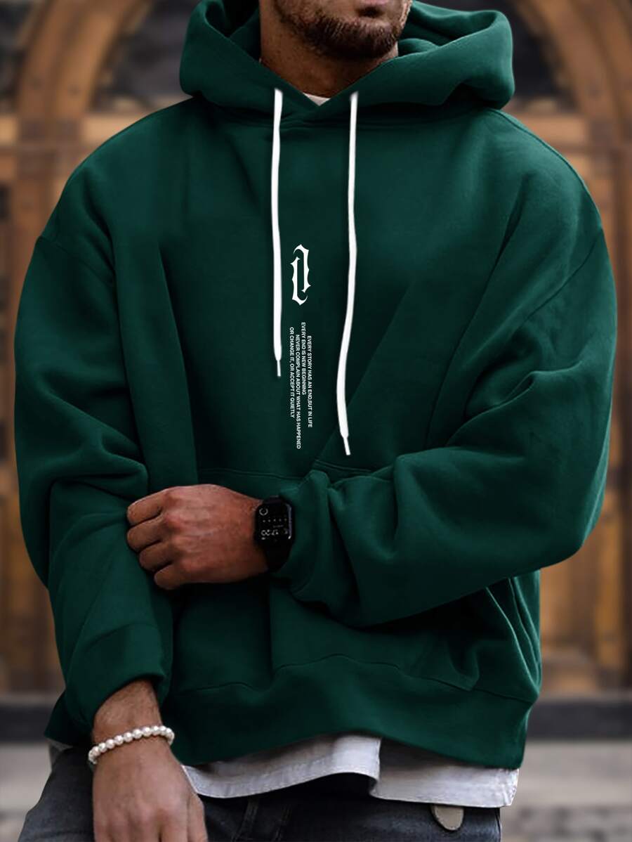 Manfinity Homme Lỏng lẻo Nam Áo hoodie ấm áp Với Đồ họa Khẩu hiệu , Túi kangaroo Và Dây rút - Màu xanh lá cây đậm - Xem 1