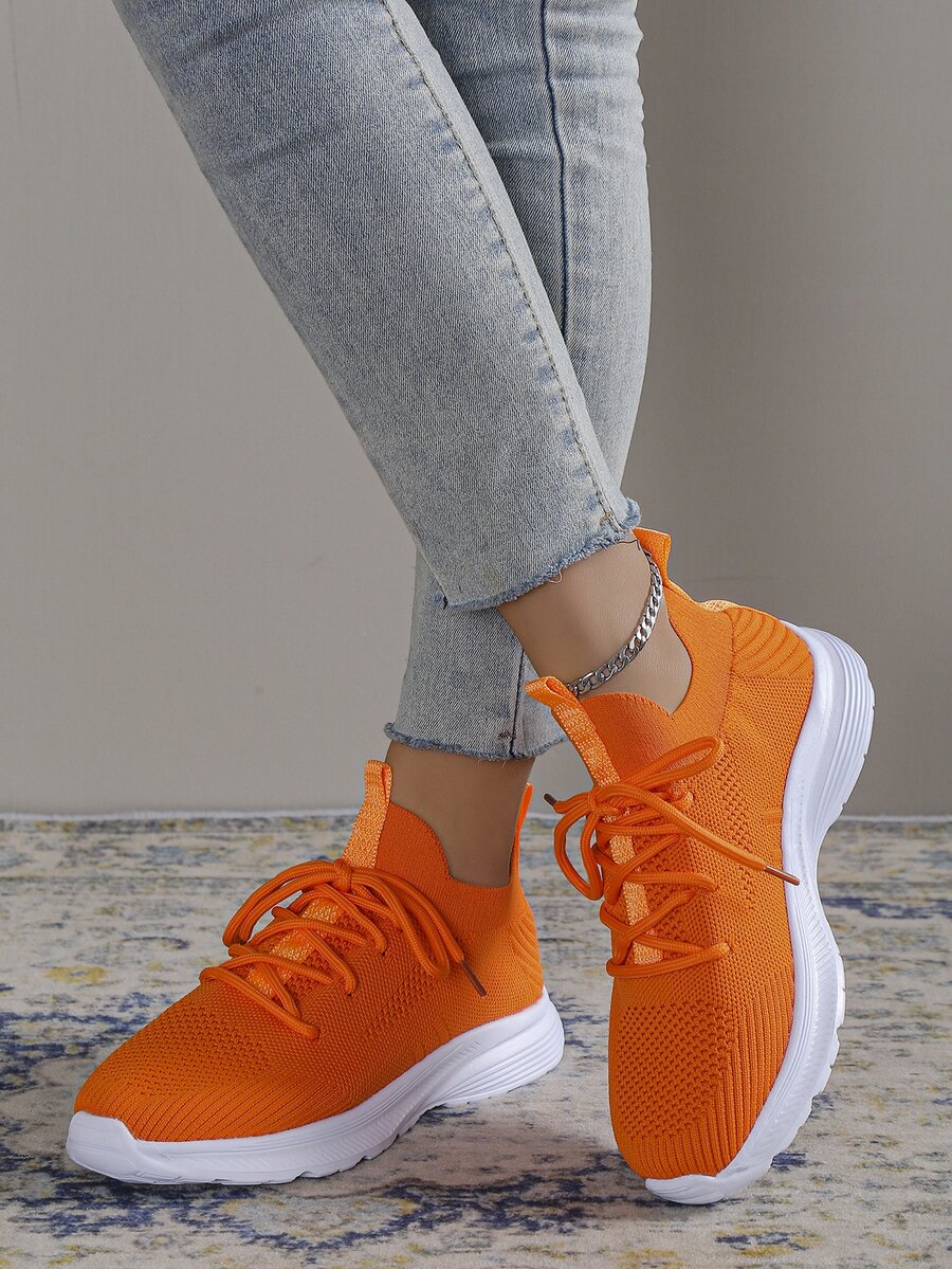 女士轻质网眼透气跑步鞋，舒适低帮厚底运动鞋