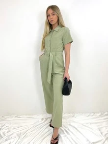 Mono camisero con botón delantero con cinturón - verde menta - Ver 1