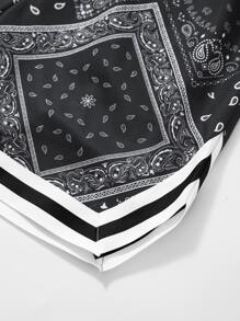 Manfinity Campus Court Loose Fit Men's Paisley Print Striped Drawstring Waist Shorts Pattern Graphic Boyfriend Gift - Black and White - View 5