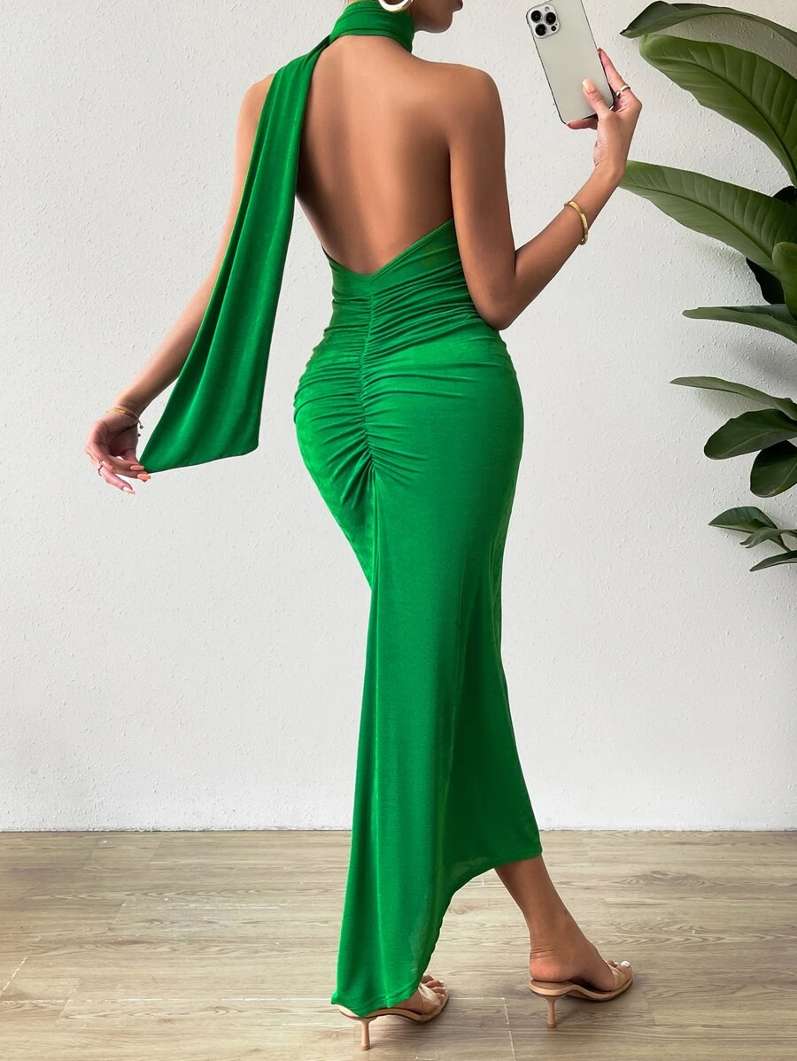 SHEIN Privé 素色褶邊繞頸露背緊身連衣裙 - 綠色 - 查看 1