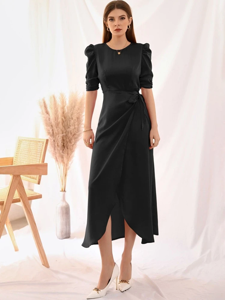 Modelyn Vestido línea A cruzado de manga farol con cordón lateral - Negro - Ver 4