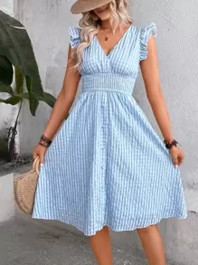 Breezaya 交疊領荷葉邊連衣裙 - 藍白色 - 查看 3