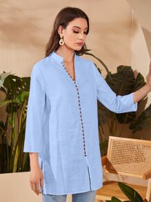 Mulvari 缺口領下擺開叉襯衫 - 淺藍色 - 查看 4