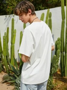 Manfinity Hypemode Men Solid Raglan Sleeve Tee - White - View 2