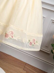 SHEIN Glamorique Kids 嬰兒女孩花繡荷葉邊網紗襯裙洋裝