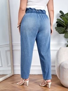 SHEIN Essnce 大碼紙袋腰牛仔褲 - 中等水洗藍 - 查看 2