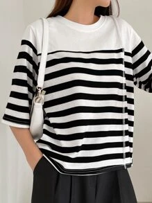 DAZY 條紋圖案落肩T恤 - 黑與白 - 查看 3
