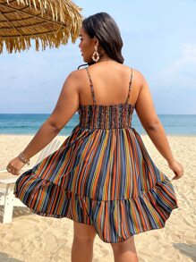 SHEIN Holidaya Vestido de tirantes con estampado de rayas con cordón delantero bajo con fruncido - Multicolor - Ver 2