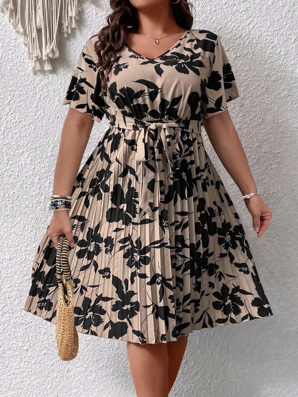 EMERY ROSE Vestido de verano con estampado floral, cinturón y bajo con pliegues, talla grande