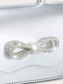 閃爍PU皮製聚會手提包，配飾鑲嵌水晶蝴蝶結裝飾的手拿包兼斜背包 - 銀色 - 查看 3