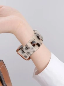 Elegancki pasek z żywicy o fakturze marmuru, kompatybilny z zegarkiem Apple Watch, doskonały towarzysz podróży i prezent na Walentynki, regulowany, kompatybilny z modelami Ultra, SE i Series 1-10, trwały i wygodny