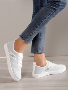 Breathable Lace-up Front Skate Shoes - Grey - View 3