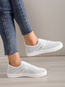 Breathable Lace-up Front Skate Shoes - Grey - View 4