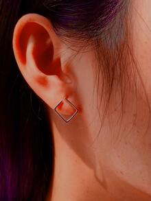 1pair Fashion Geometric Design Silver Stud Earrings For Women For Daily Decoration - Silver - View 2