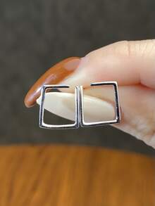 1pair Fashion Geometric Design Silver Stud Earrings For Women For Daily Decoration - Silver - View 6