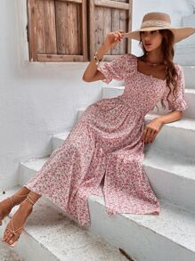 SHEIN Holidaya 碎花方領荷葉袖荷葉邊連衣裙