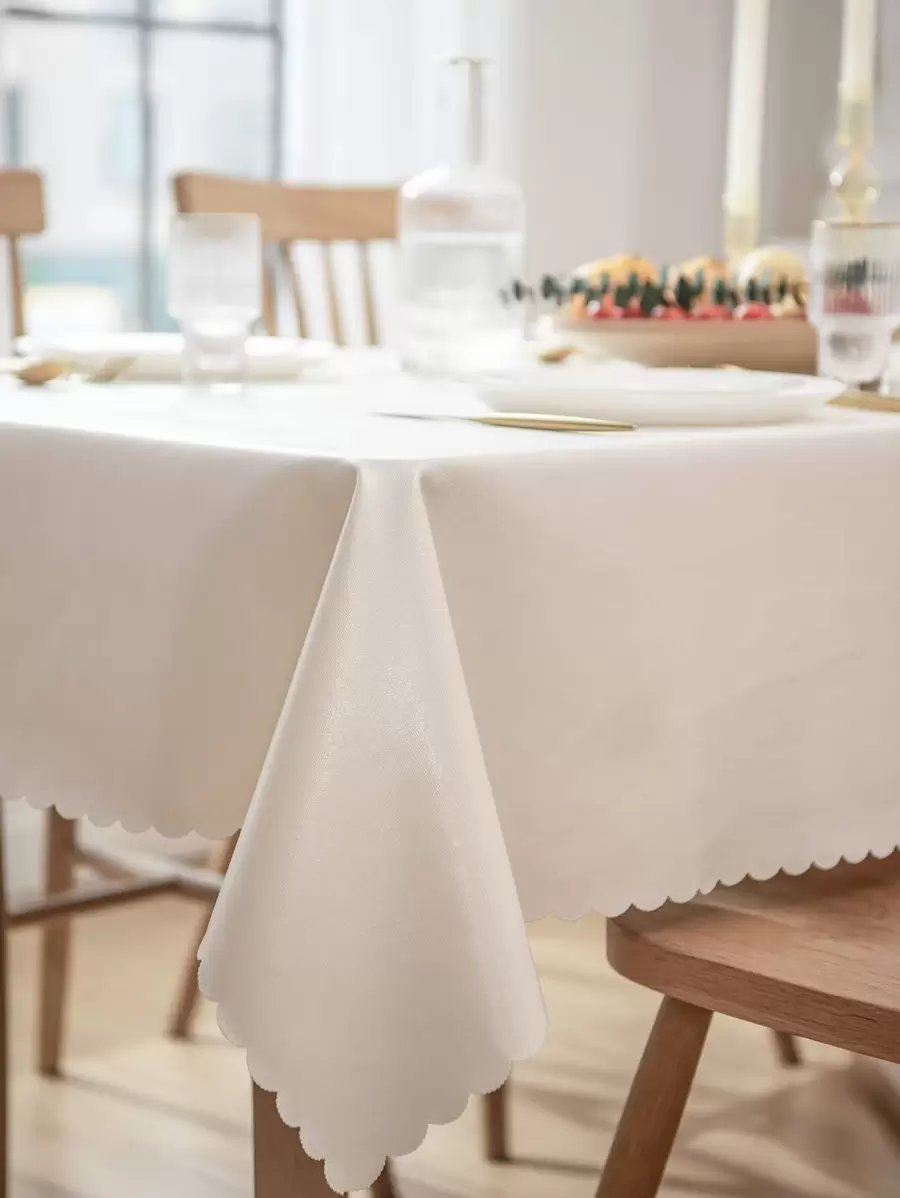 Khăn trải bàn chống nước có viền sò điệp - Màu be - Xem 1