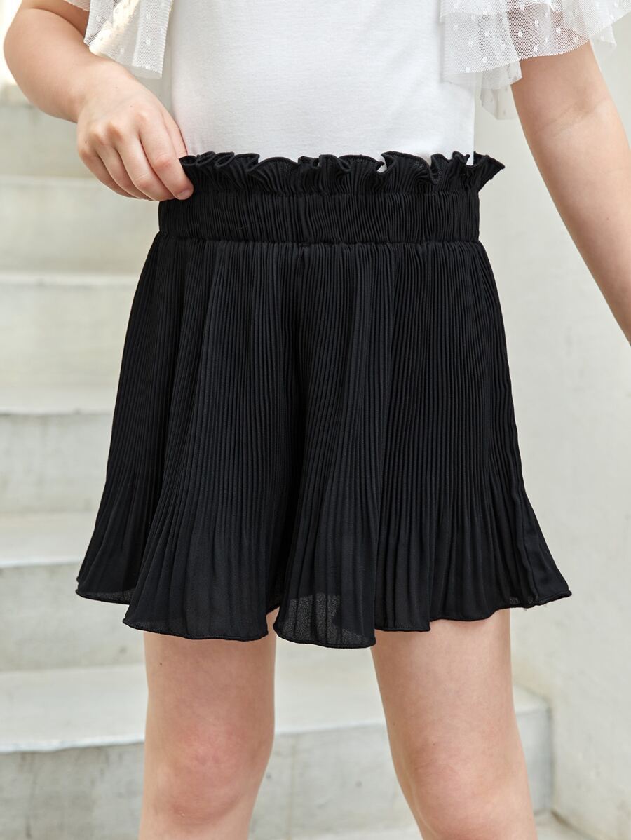 SHEIN Girls Paperbag Waist Pleated Shorts - Black - View 1