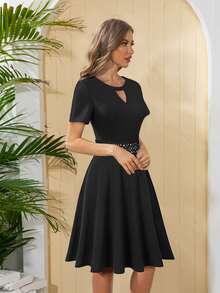 Keyhole Neckline Contrast Lace Cut Out Front Dress - Black - View 3