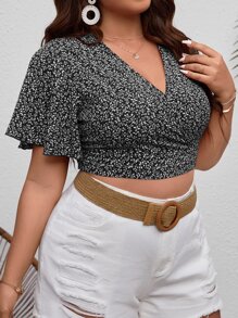 SHEIN VCAY 大碼小碎花後背繫帶蝴蝶袖短款上衣 - 黑與白 - 查看 3