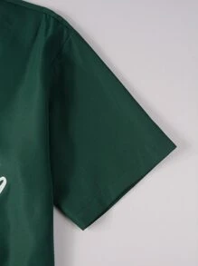 Manfinity 男士1入組字母圖案襯衫 - 墨綠色 - 查看 5