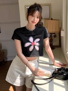 DAZY Floral & Slogan Graphic Crop Tee - Black - View 5