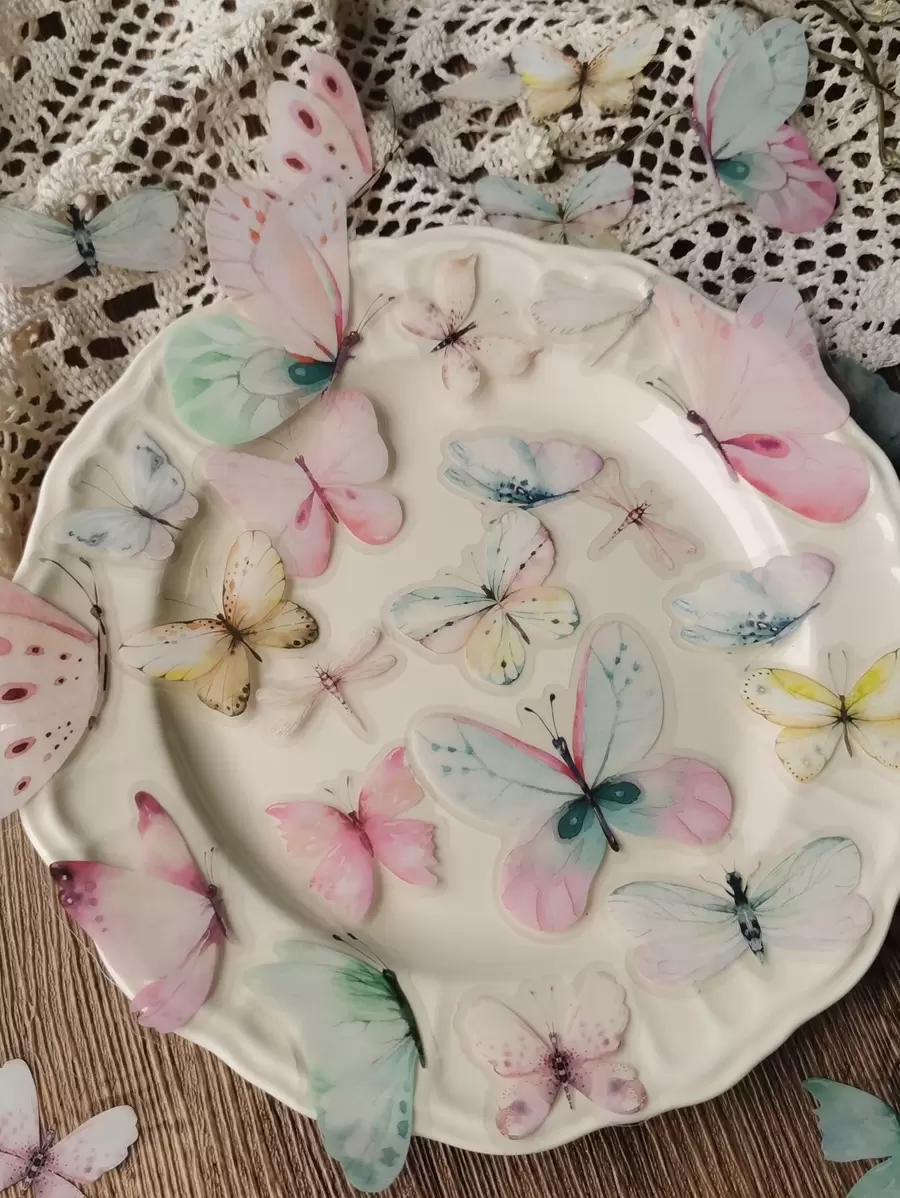 40 miếng dán hình con bướm - Nhiều màu - Xem 1