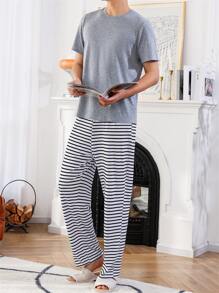 Men Solid Sleep Tee & Striped Print Trousers - Multicolor - View 4