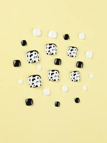 立即升級您造型，24入組短方形黑白牛奶圖案牛圖案假腳趾甲和1張膠帶和1入組指甲銼適合女士和女孩 - 彩色 - 查看 3