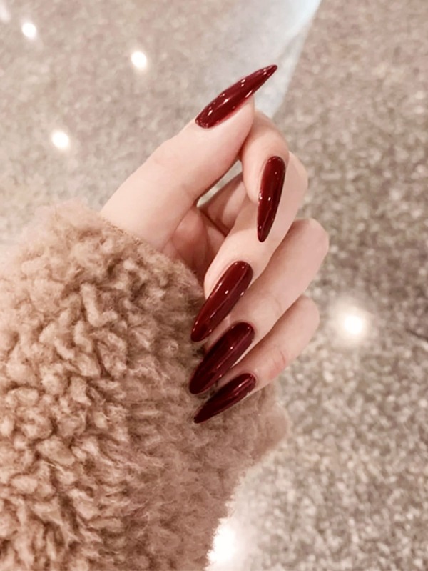 Sanrio 使用 24 件长细高跟法式现代经典简约光泽深勃艮第纯色渐变全覆盖假指甲套装改变您的指甲，适合冬季日常佩戴，让您看起来更温柔，指甲用品指甲