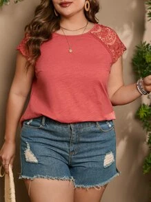 SHEIN LUNE Áo thun Plus size Tương phản ren màu trơn Giải trí - Màu hồng gỉ - Xem 3